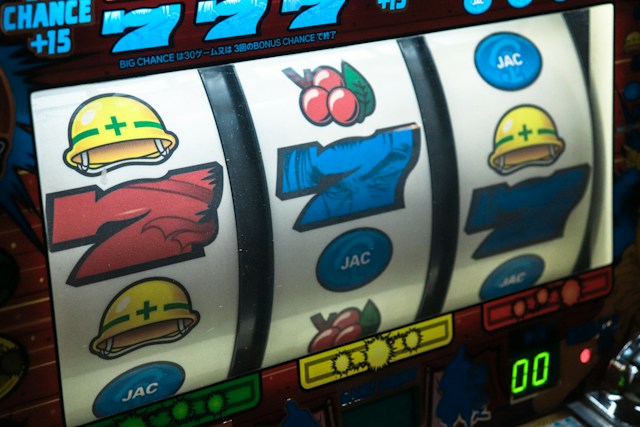 Slot machine almost getting triple sevens